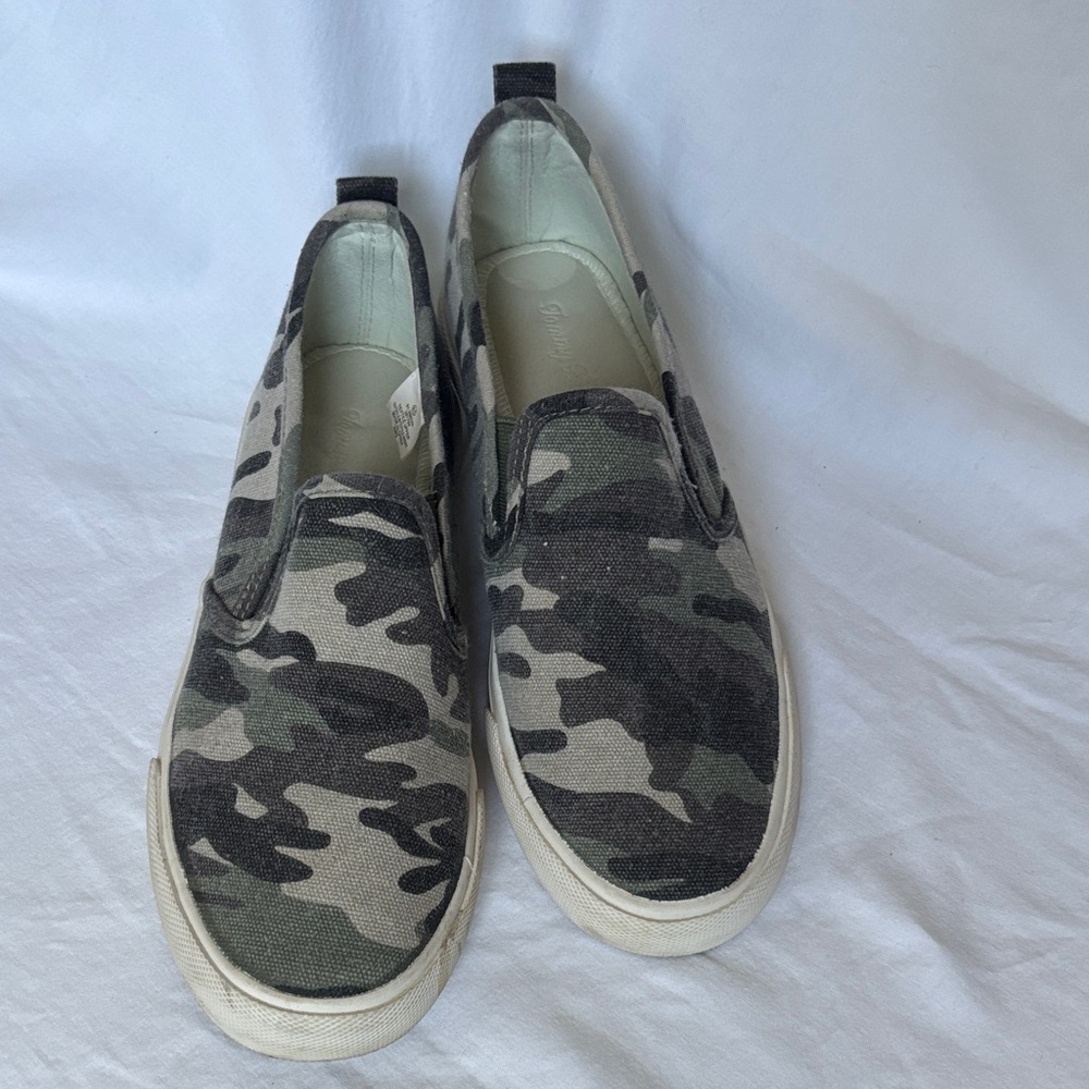 Tommy Bahama Camouflage Slip-On Sneakers